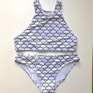 NWOT Two Piece Cupshe Swimsuit, size M